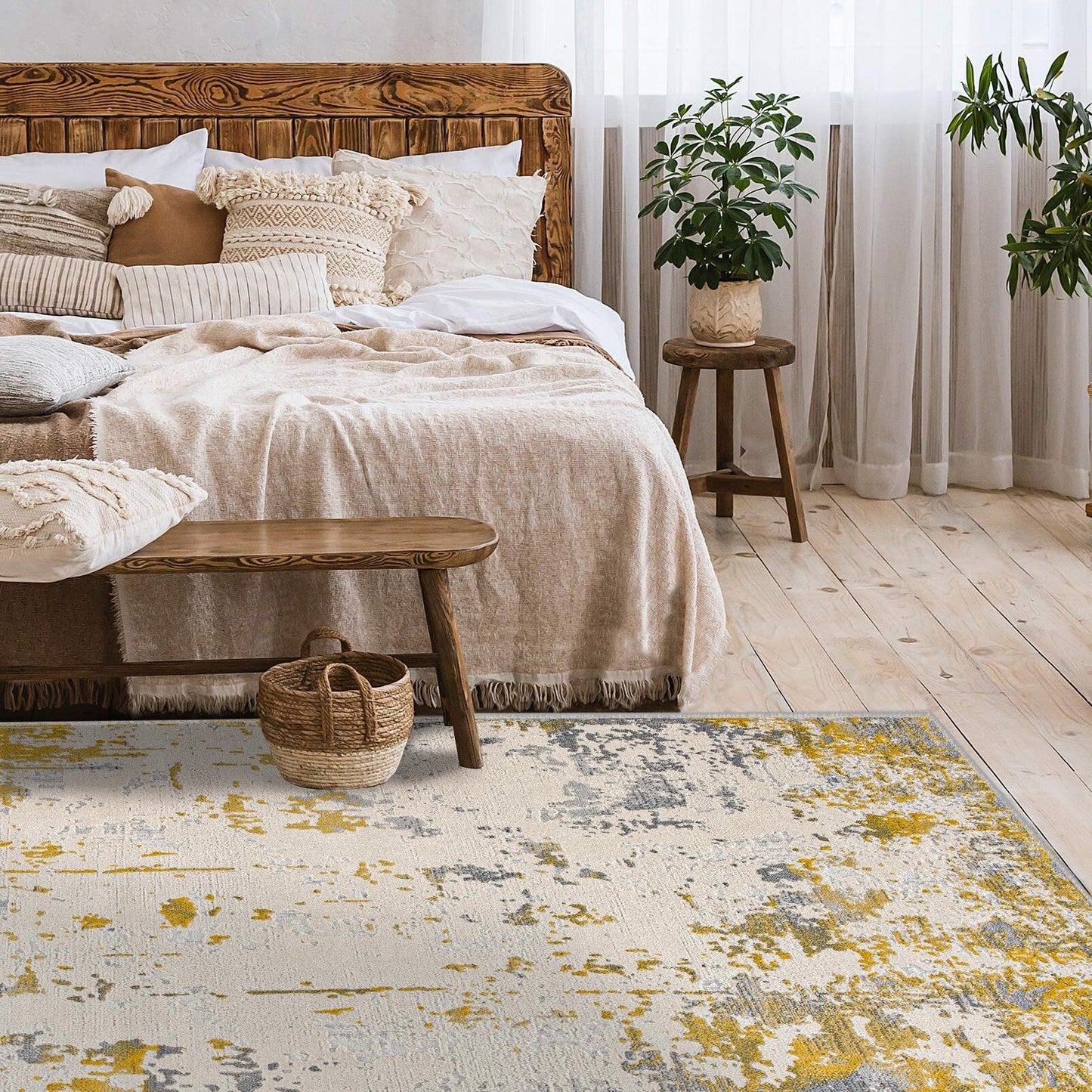 Allure:5506 Gold Area Rug