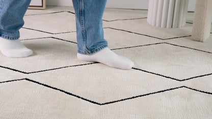 Super Soft:SS White Area Rug