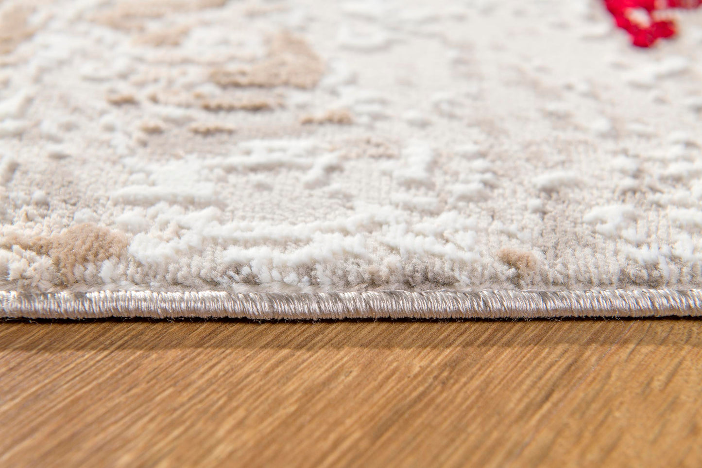 Modus:1104 Red Area Rug