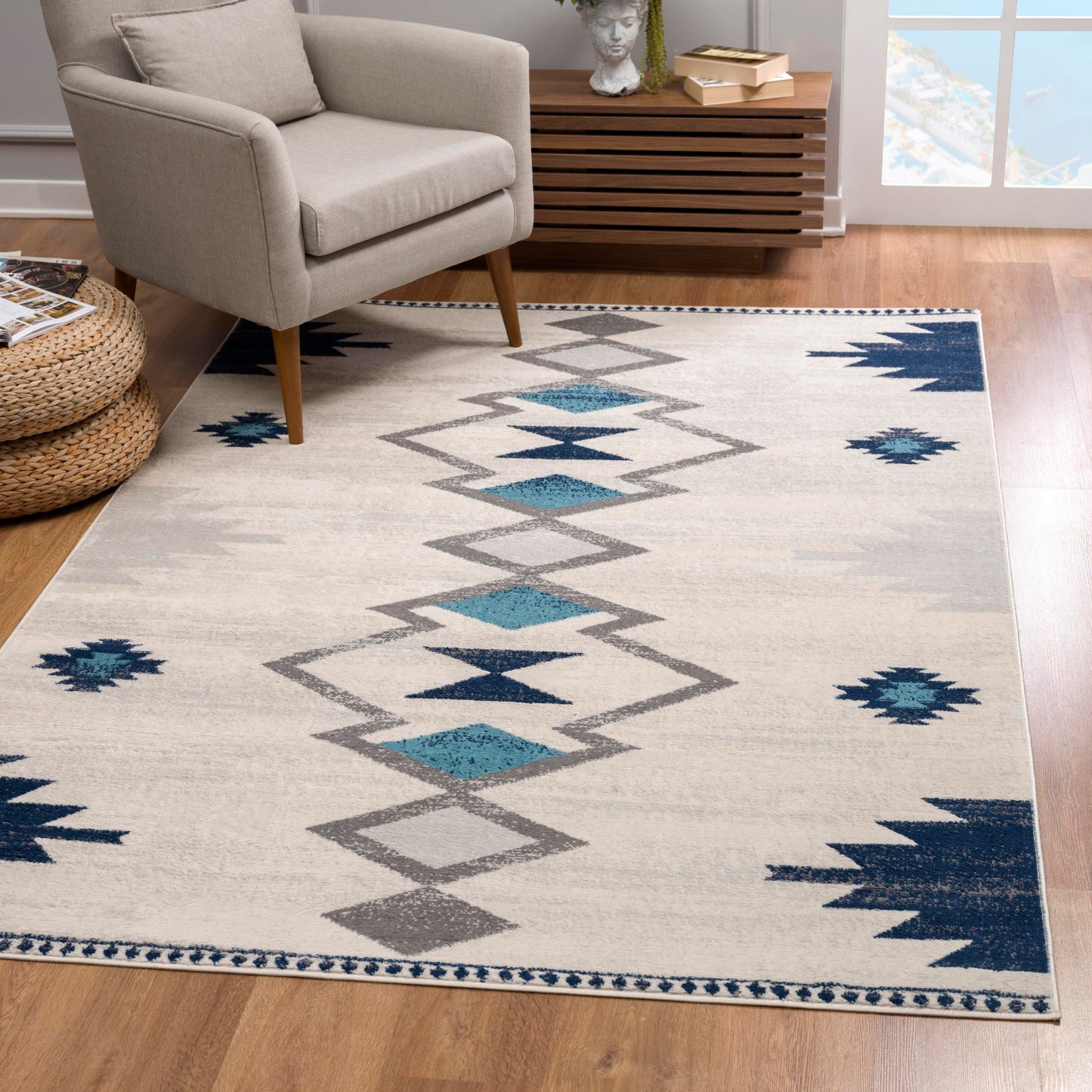 Splash:2890 Cream Area Rug