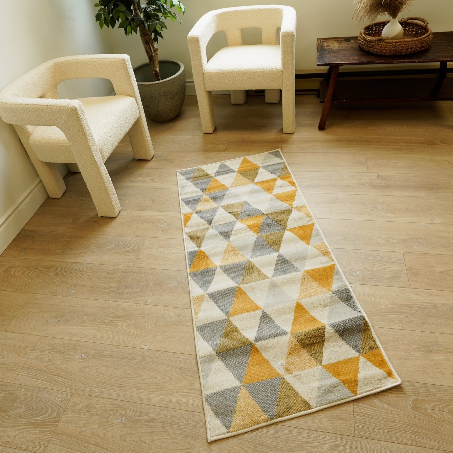 Splash:2900 Yellow Area Rug