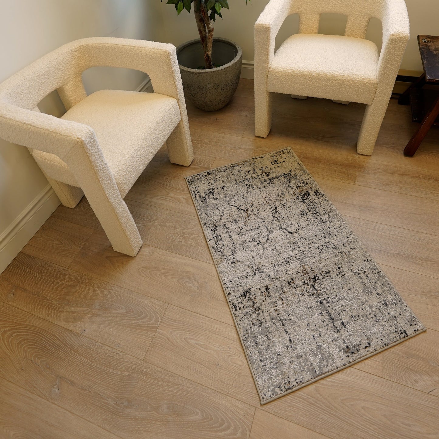 Stella:1099 Cream Grey Area Rug