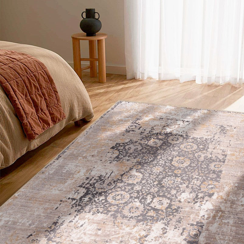 Vienna:1560 Grey Area Rug